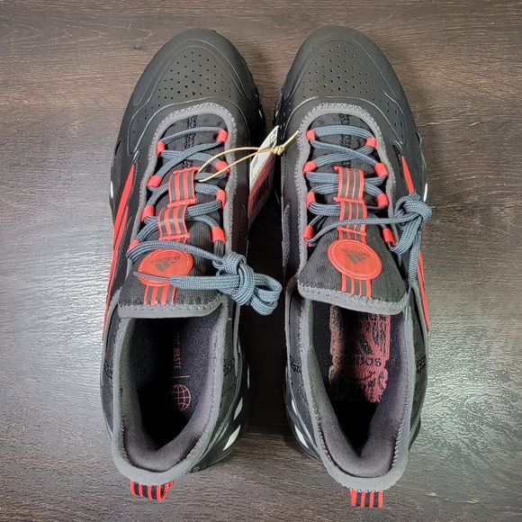 BRAND NEW Adidas Web Boost Core Black Red Carbon Men's Size 11.5 - Picture 6 of 7